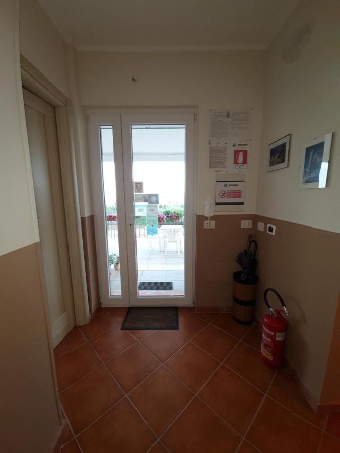 B&B La Petrosa Frascineto Buitenkant foto
