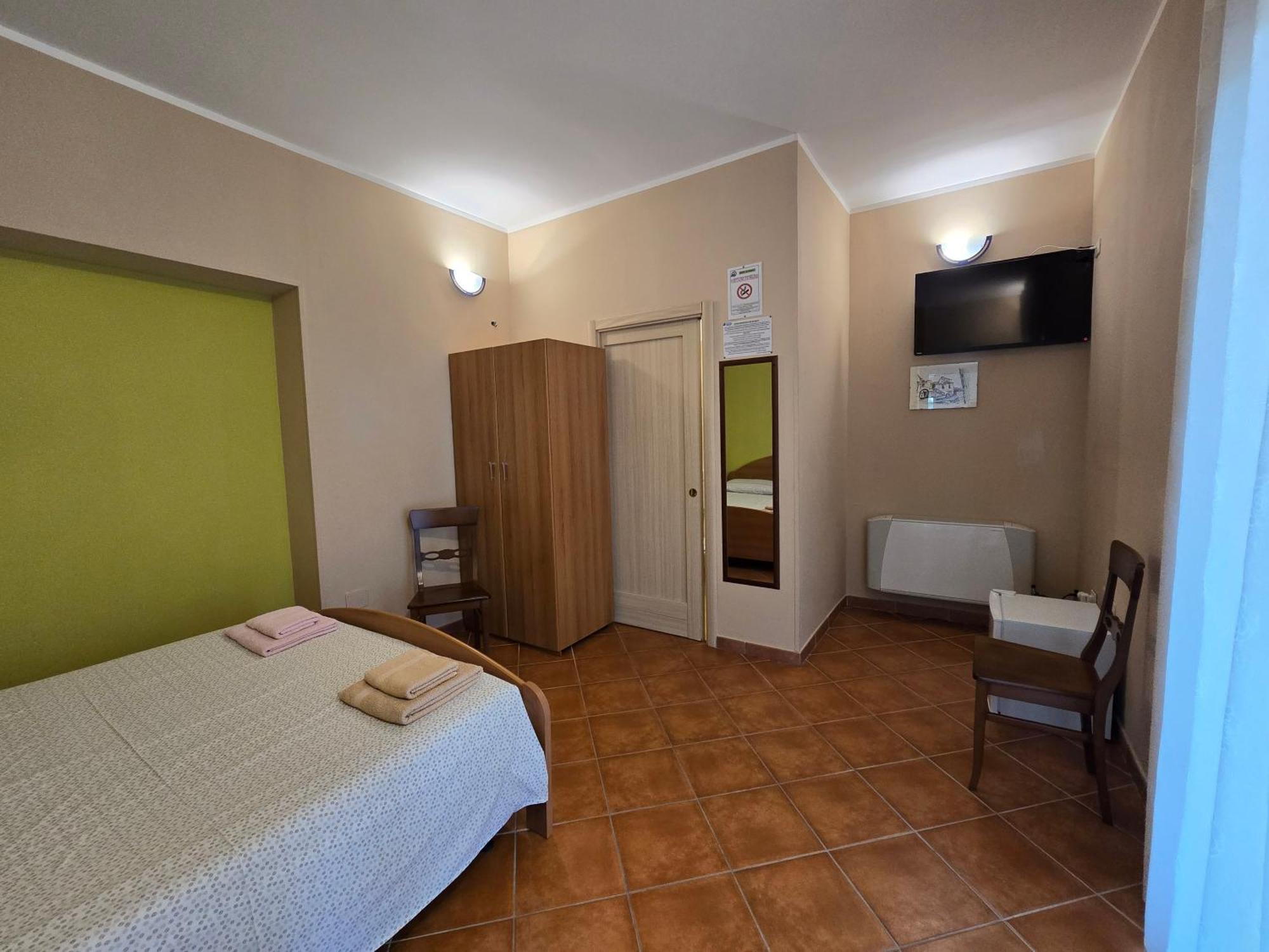 B&B La Petrosa Frascineto Buitenkant foto