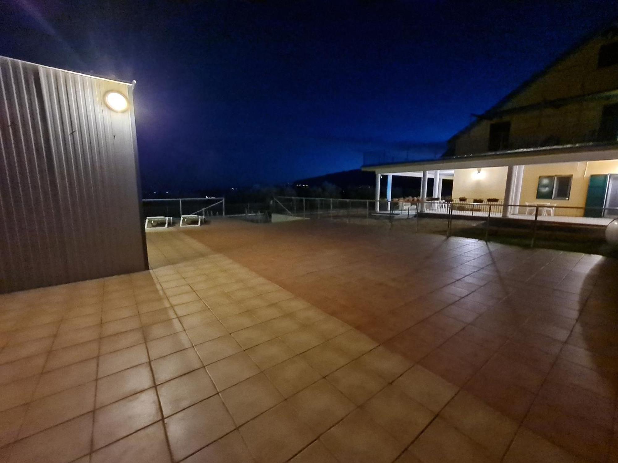B&B La Petrosa Frascineto Buitenkant foto