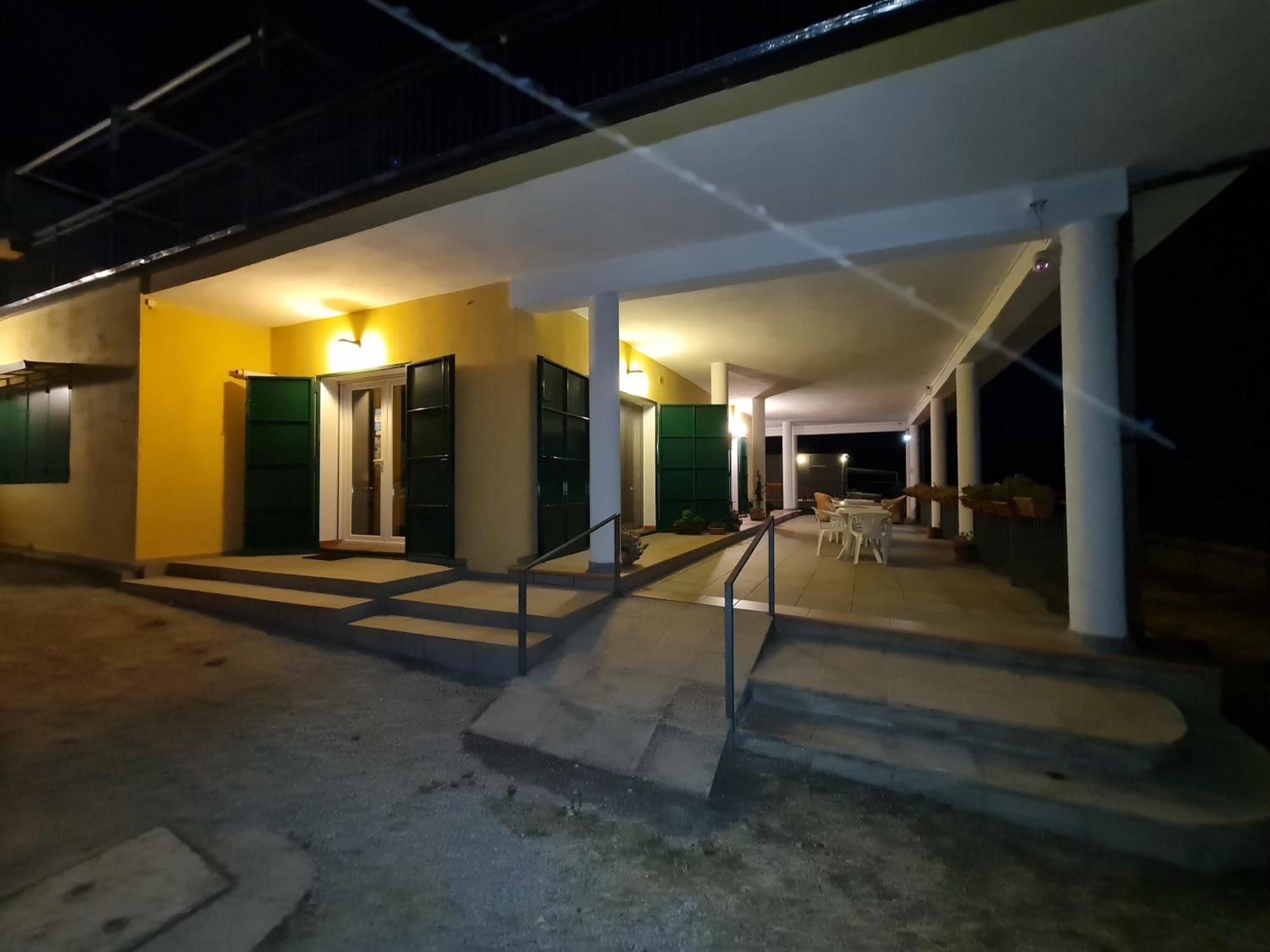 B&B La Petrosa Frascineto Buitenkant foto