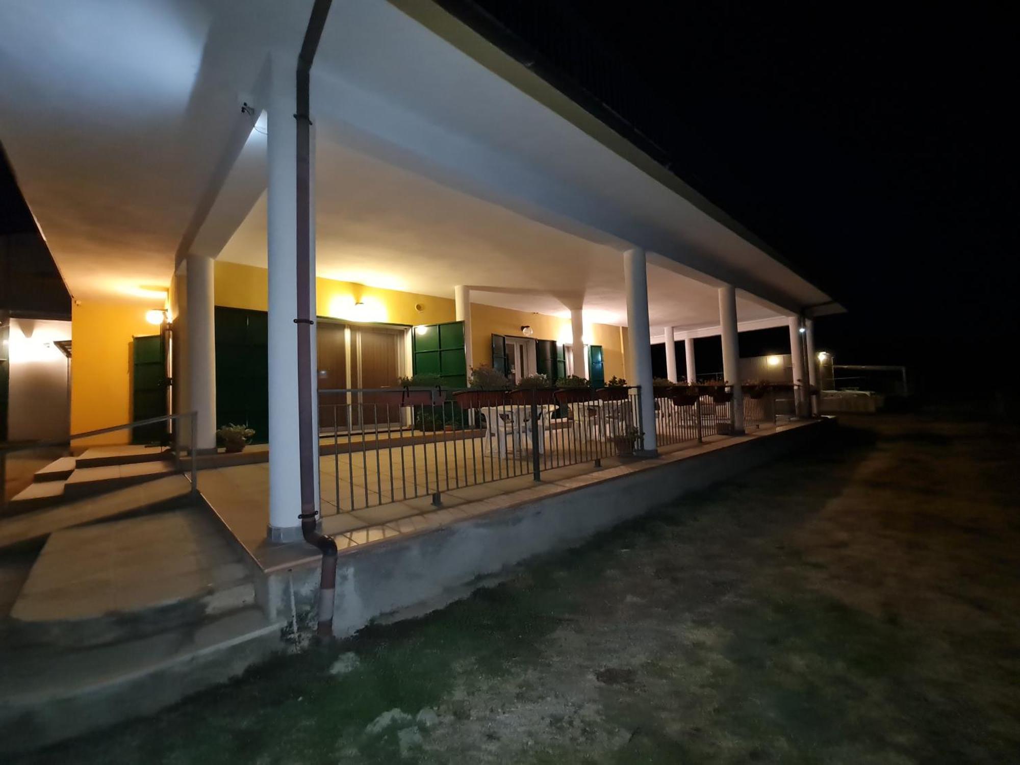 B&B La Petrosa Frascineto Buitenkant foto
